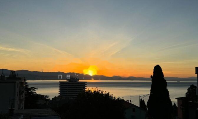 Трёхкомнатная квартира Центр