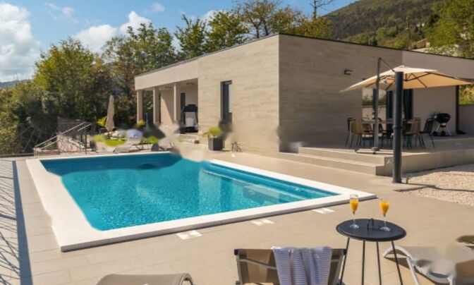 Новый особняк в центре Опатии