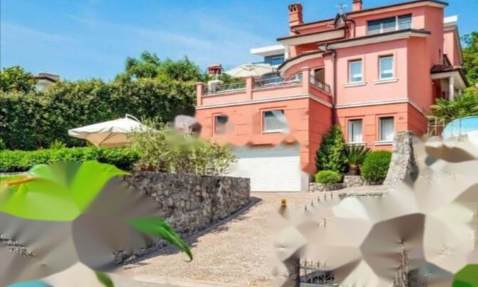 Дом 550 м² в центре Опатии