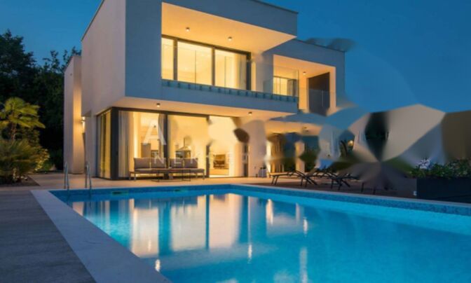 Новый дом 262 м² в центре Опатии