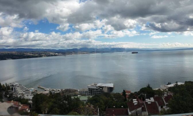 Трехкомнатная квартира в центре