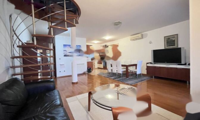 Четырехкомнатная квартира