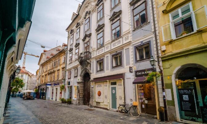 Квартира, 2 комнаты, Центр Любляны