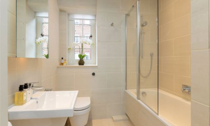 Swan Court, Chelsea Manor Street, Chelsea