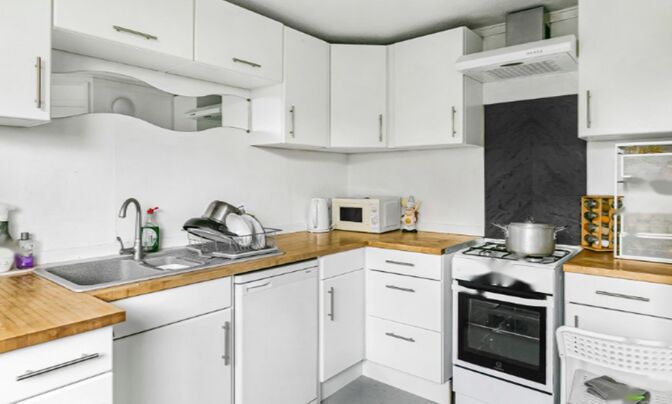 Blantyre Walk, Worlds End Estate