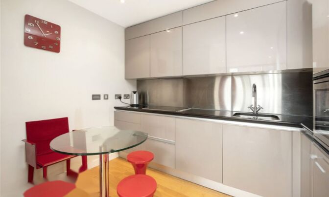 Hepworth Court, 30 Gatliff Road