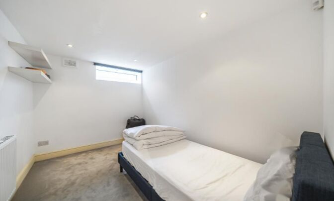 Minster Road, West Hampstead, Nw6