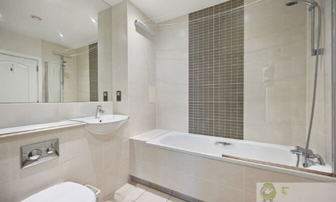 Luma Apartments, Central Way