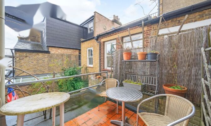 New Kings Road, Parsons Green