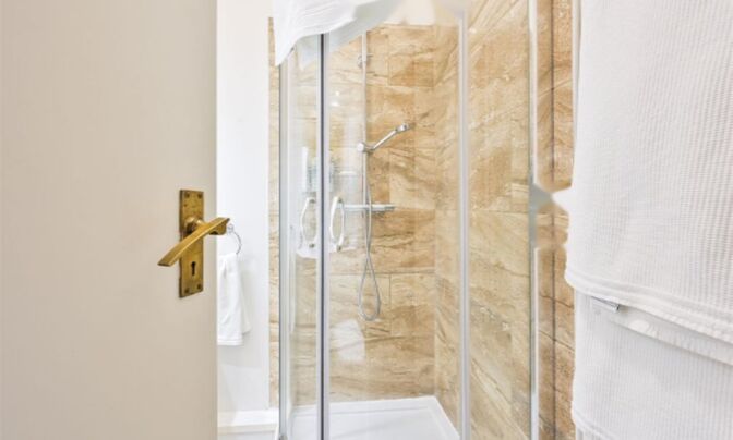 Florin Court, Charterhouse Square