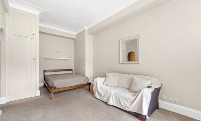 Basildon Court, 28 Devonshire Street, Marylebone