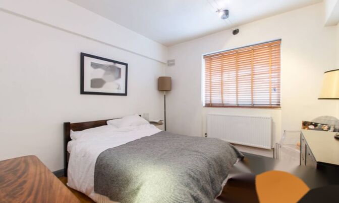 Evelyn House, Greatorex Street, Whitechapel