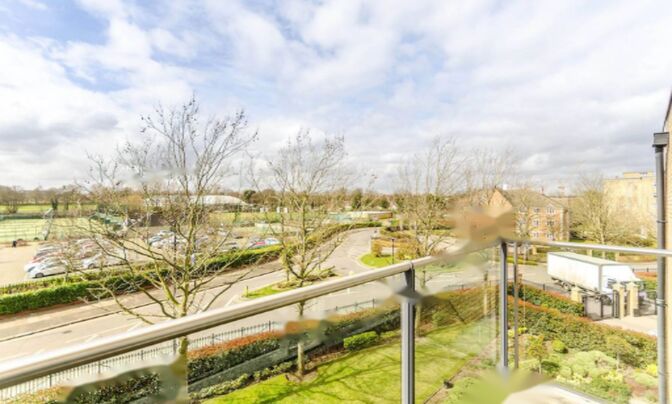 Bromyard Avenue, Acton