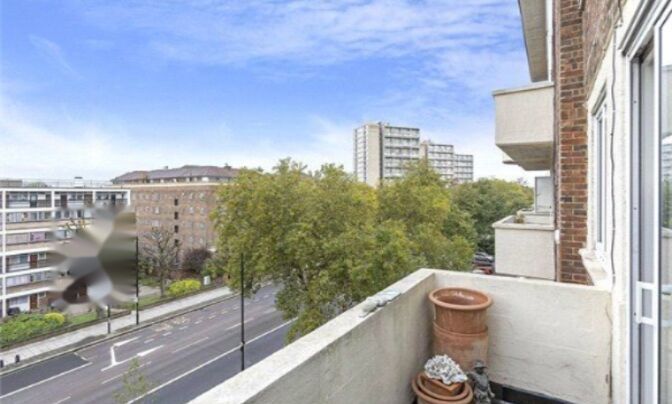 Wellesley Court, London, Maida Vale