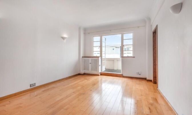 Palace Gardens Terrace, London W8