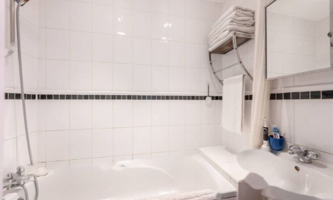 Park Avenue, Willesden Green