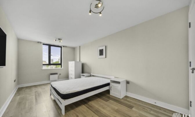 Eluna Apartments, Wapping