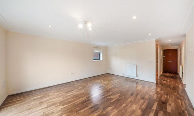 Halcyon Place, Keswick Road, Putney