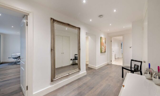 Brompton Square, Chelsea