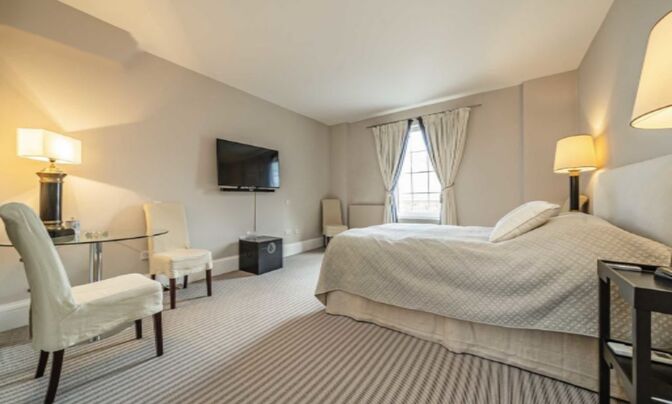 Carlyle Court, Chelsea Harbour