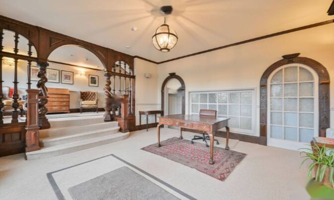 Chelsea Embankment, Chelsea