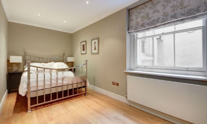 Beaufort Gardens, Knightsbridge