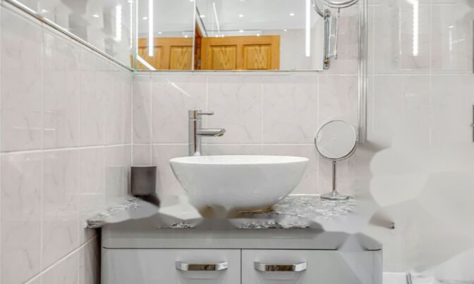 Beaufort Mansions, Beaufort Street, Chelsea