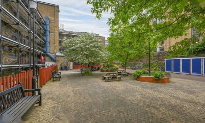 Ebury Bridge Road, Pimlico