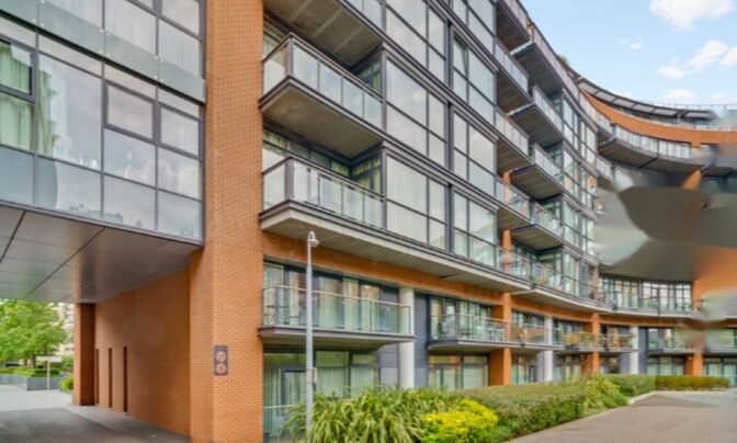 Hepworth Court, Pimlico