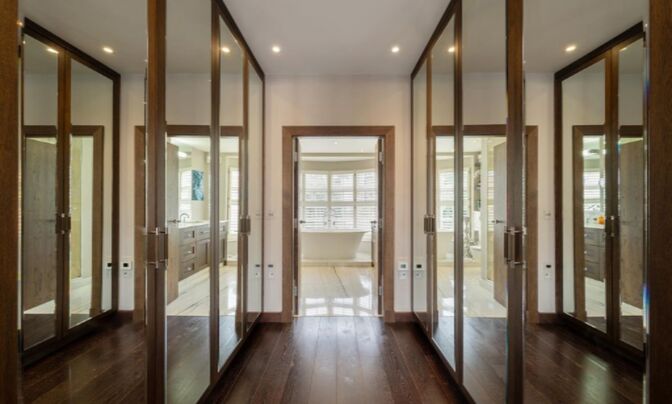 Ovington Street, Chelsea SW3.