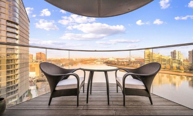 Waterfront Drive, Chelsea Harbour