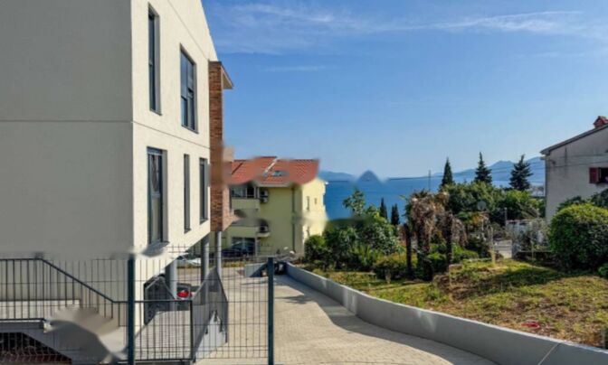 Четырехкомнатная квартира в Опатии