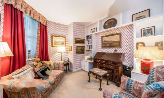 Cheyne Court, Chelsea