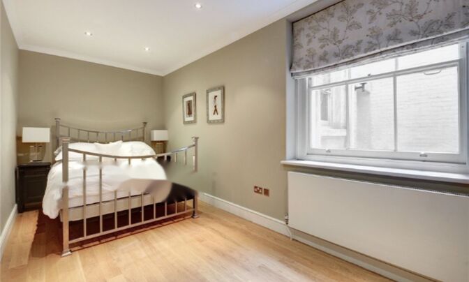 Beaufort Gardens, Knightsbridge