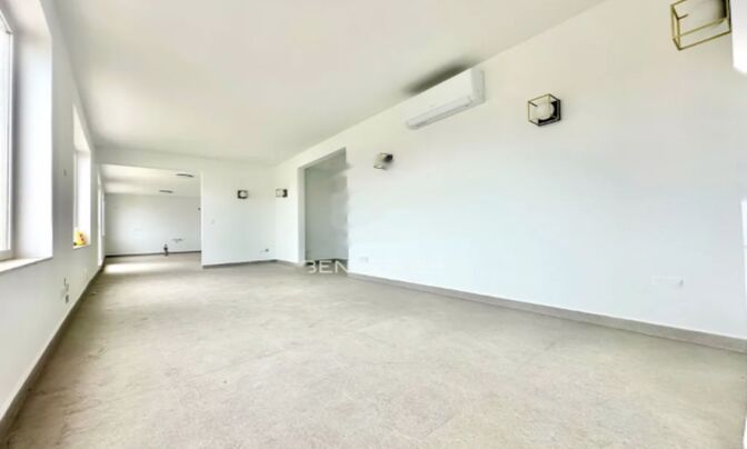 Pieta Harbour View Apartment