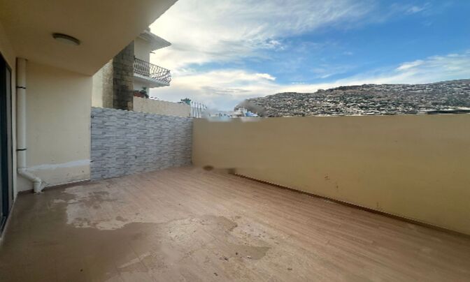 Xlendi Seaside Retreat