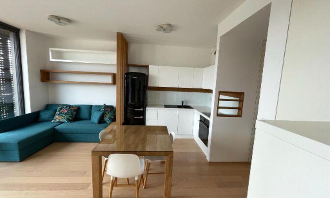 Квартира 2-комнатная Новая Бежиград