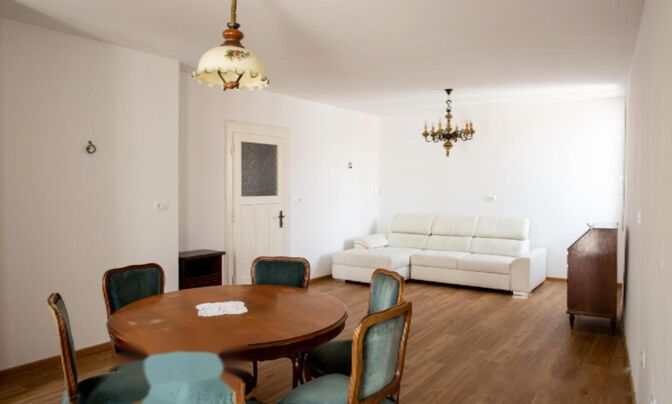 Квартира 5 комнат и более