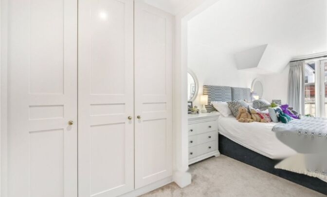 Rose Square, Fulham Road