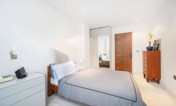 Commercial Road, Whitechapel