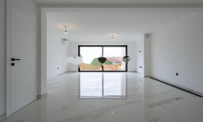 Семейный дом 155 м² в Побри