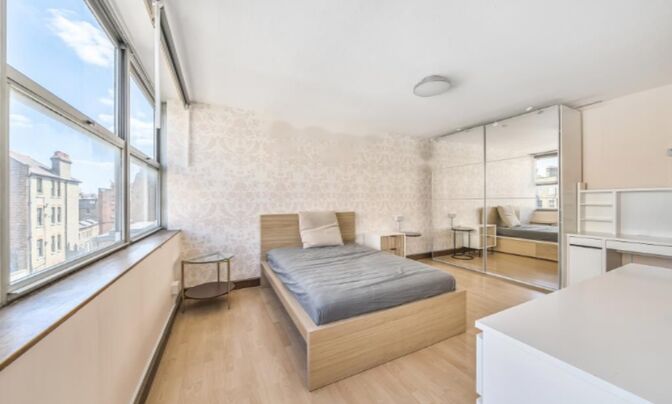 Rabbit Row, London W8