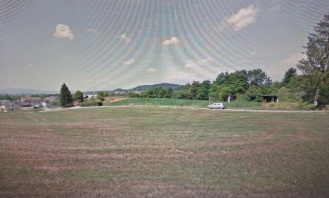 Земельный участок, застройка Менно.