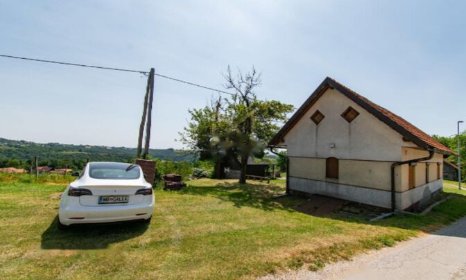 Дом в Юршинци