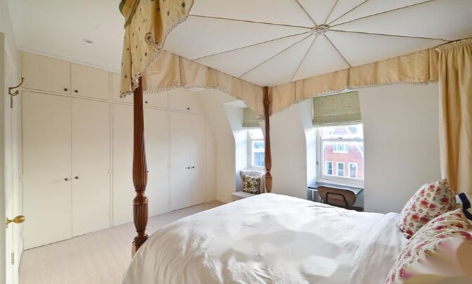 Ormonde Gate, Chelsea