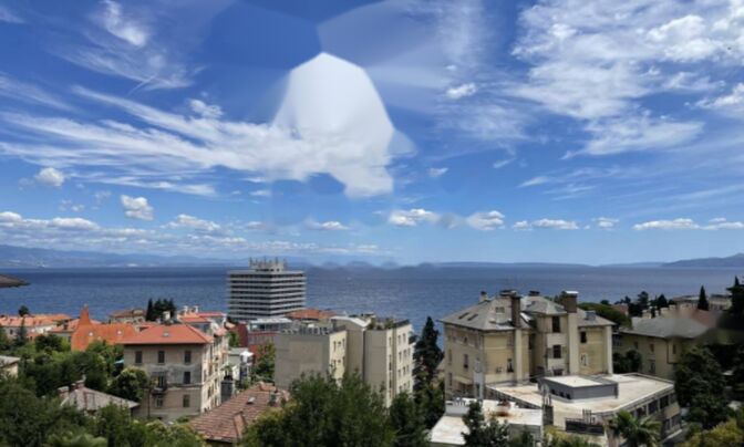 Четырёхкомнатная квартира в центре Опатии