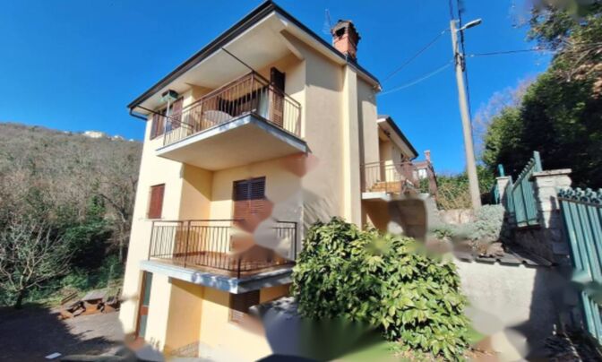 Семейный дом Побри в Опатии