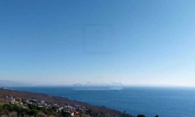 Четырехкомнатная квартира Павловац