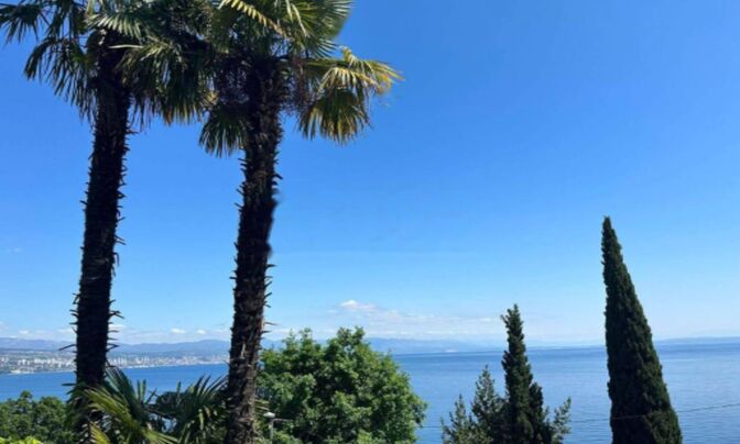 Многоквартирный дом Опатия