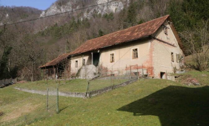 Дом, Римске Топлице